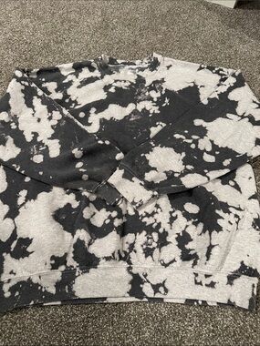 Black & White Tie-Dye Crewneck Sweater
